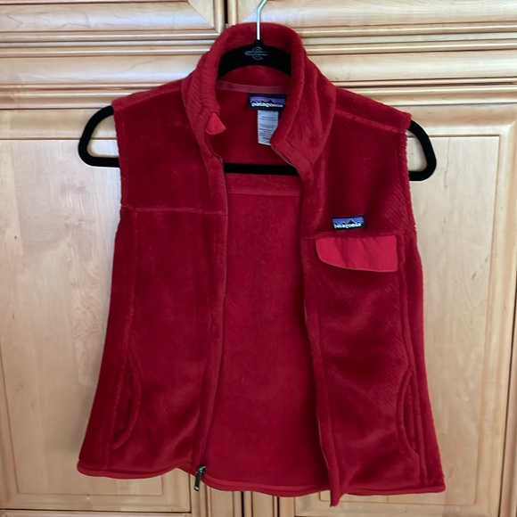 Patagonia Jackets & Blazers - Patagonia women’s size Small Red Vest
